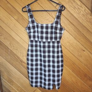 Almost Famous Brown and White Plaid Square Neck Sleeveless Bodycon XL Dress